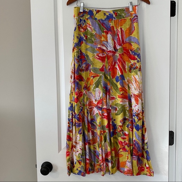 Tommy Bahama Abstract Floral Rayon Pull-On Midi Skirt w Godets - Picture 5 of 8